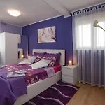 Cozy In With Kitchen * Πούλα