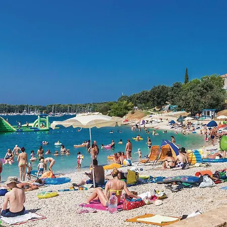 Cozy In With Kitchen 度假居 *