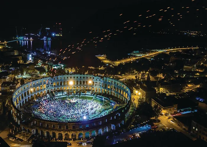 Σπίτι διακοπών Cozy In With Kitchen Πούλα