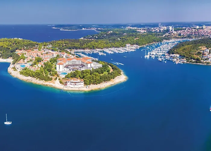 Cozy In With Kitchen * 풀라