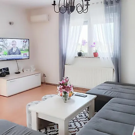 Cozy In With Kitchen 풀라