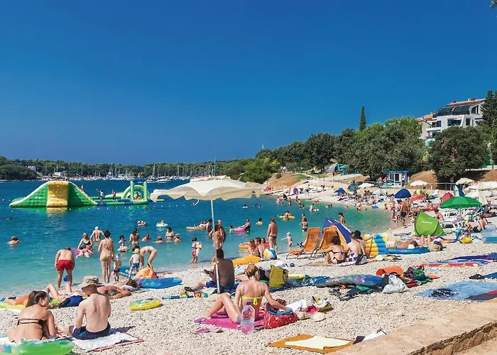 Cozy Home In Pula With Kitchen Semesterbostad *