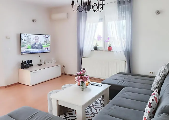 Cozy In With Kitchen 풀라